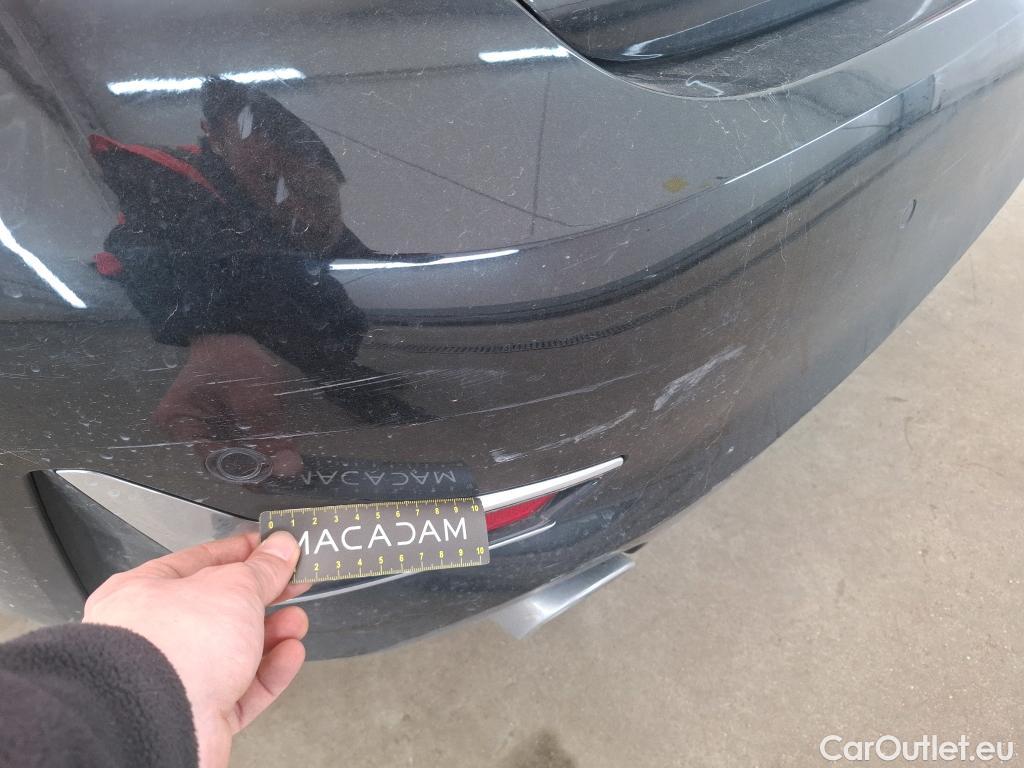  Bmw  Serie 3 BMW Série 3 Berline / 2018 / 4P / Berline 330e 292ch Luxury BVA8 Hybride #32