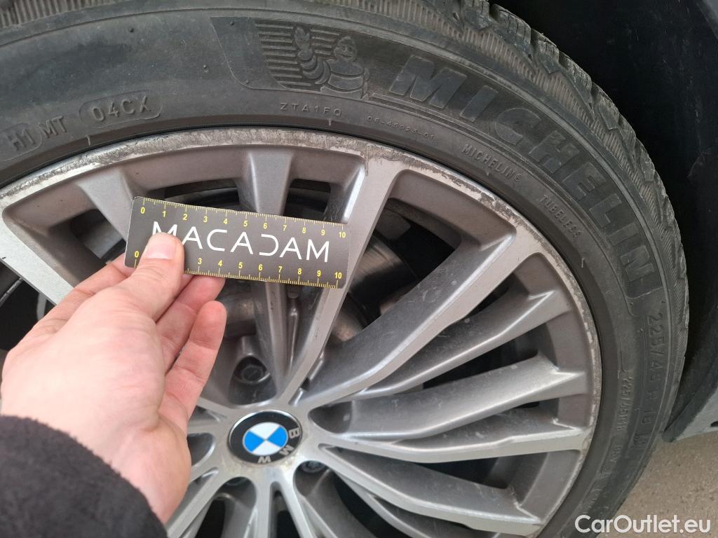  Bmw  Serie 3 BMW Série 3 Berline / 2018 / 4P / Berline 330e 292ch Luxury BVA8 Hybride #43