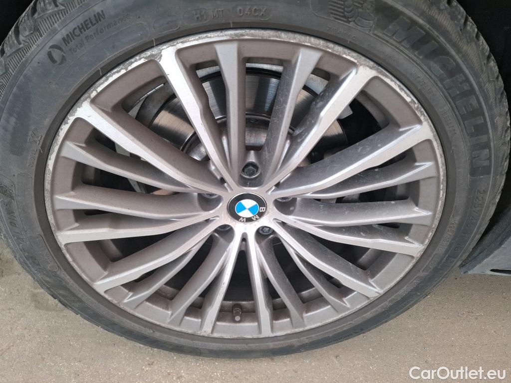  Bmw  Serie 3 BMW Série 3 Berline / 2018 / 4P / Berline 330e 292ch Luxury BVA8 Hybride #42