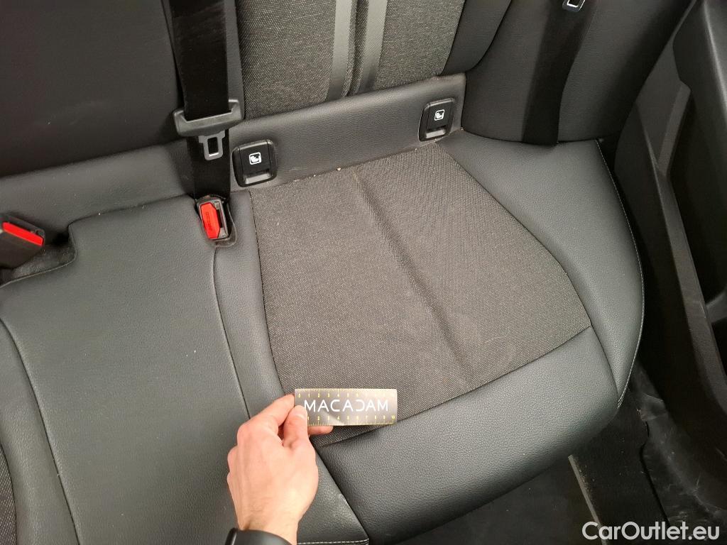  Bmw  Serie 1 Série 1 Berline 120 i Edition Sport 2.0 180CV BVA7 E6d #50