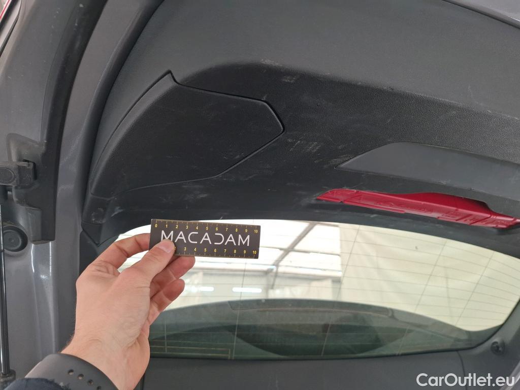  Bmw  Serie 1 Série 1 Berline 120 i Edition Sport 2.0 180CV BVA7 E6d #28