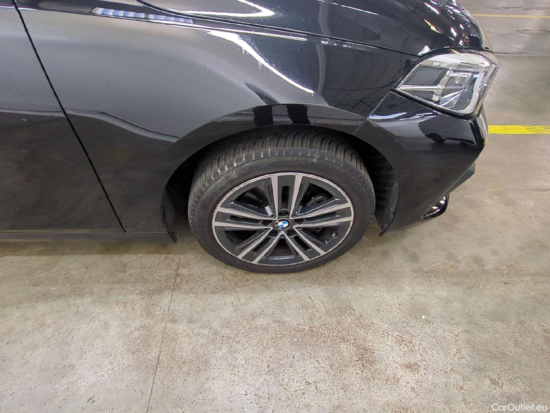  Bmw  Serie 1 Série 1 Berline 116 d Lounge 1.5 115CV BVA7 E6d #6