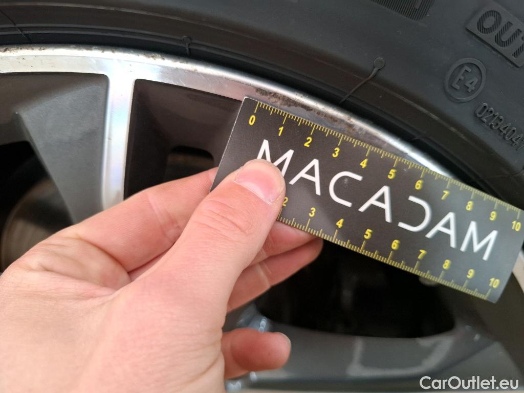  Bmw  Serie 1 Série 1 Berline 120 i Edition Sport 2.0 180CV BVA7 E6d #55