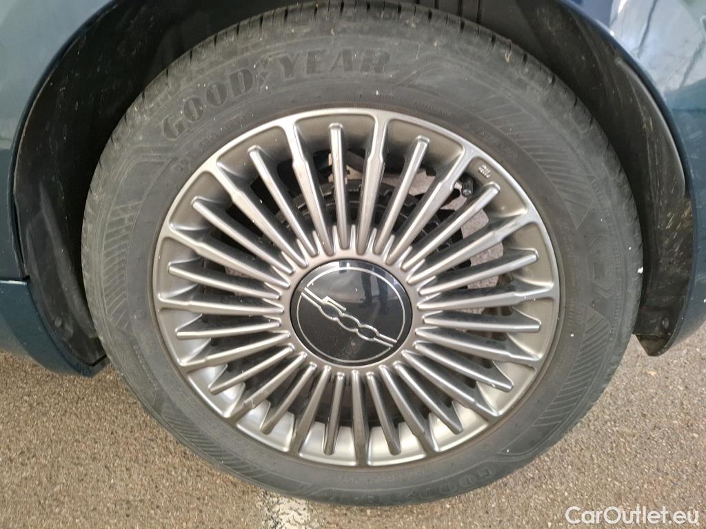  Fiat  500  e Icone 42kWh BVA #30