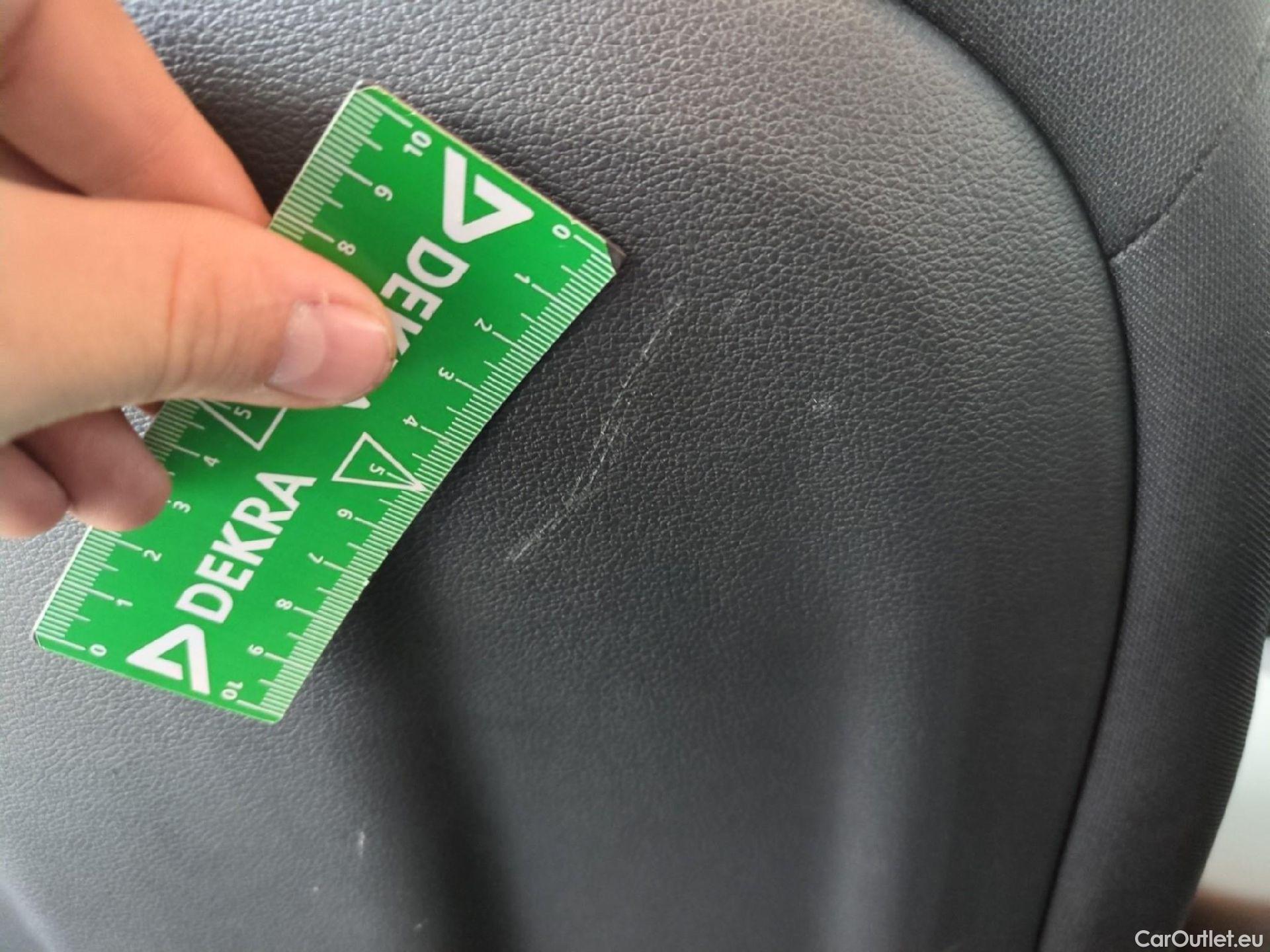  Hyundai  Konna Kona Intuitive Hybrid 2WD 1.6 GDI 140CV BVA6 E6d / Pare-brise HS #4