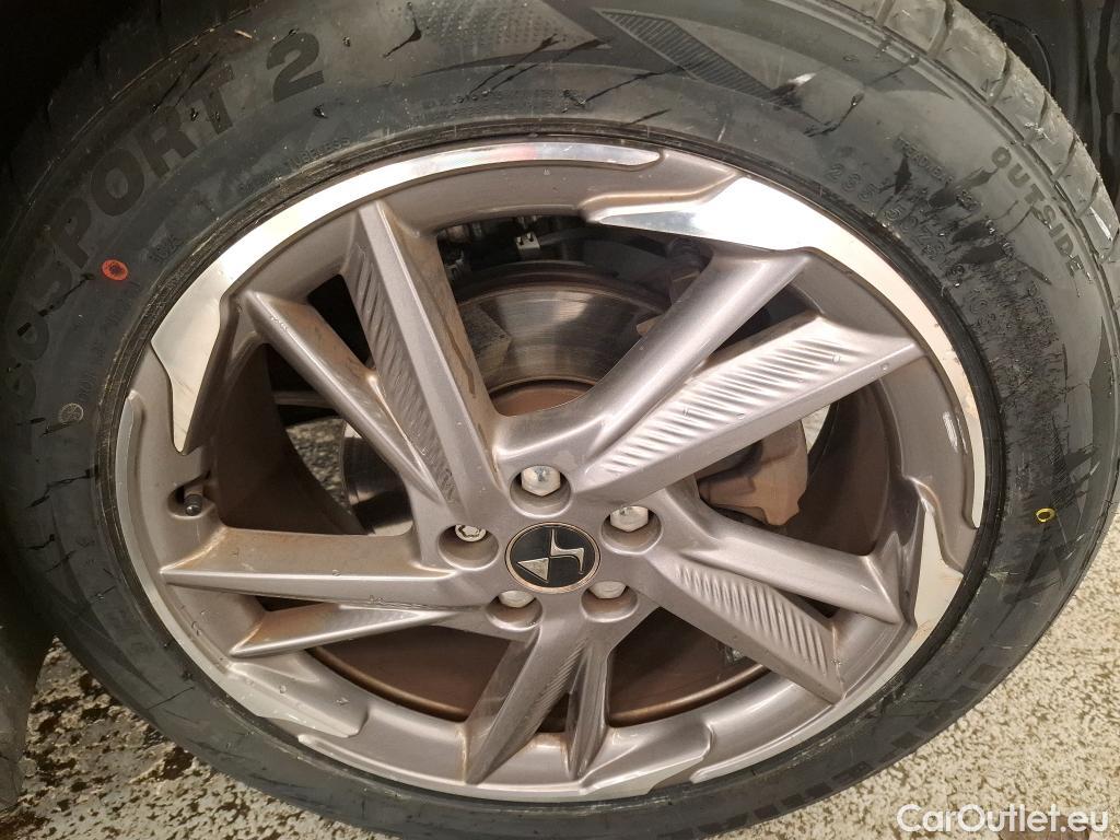  DS  DS7 7 Crossback Ligne Noir 1.5 BlueHDi 130CV BVA8 E6d #18