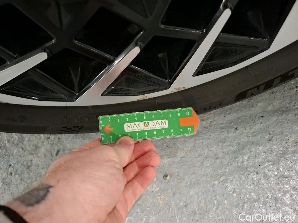  Hyundai   Ioniq Ioniq 5 Executive Electrique 4WD 77kWh BVA #4