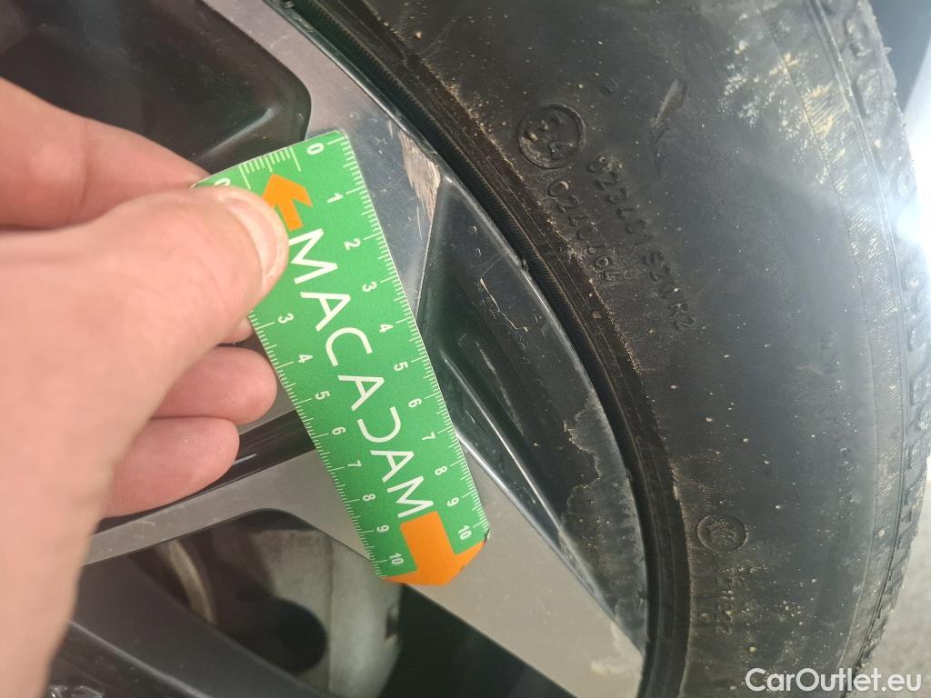  Hyundai  Tucson HYUNDAI  / 2020 / 5P / SUV 1.6 PHEV 265 HTRAC BUSINESS 4WD AUTO #28