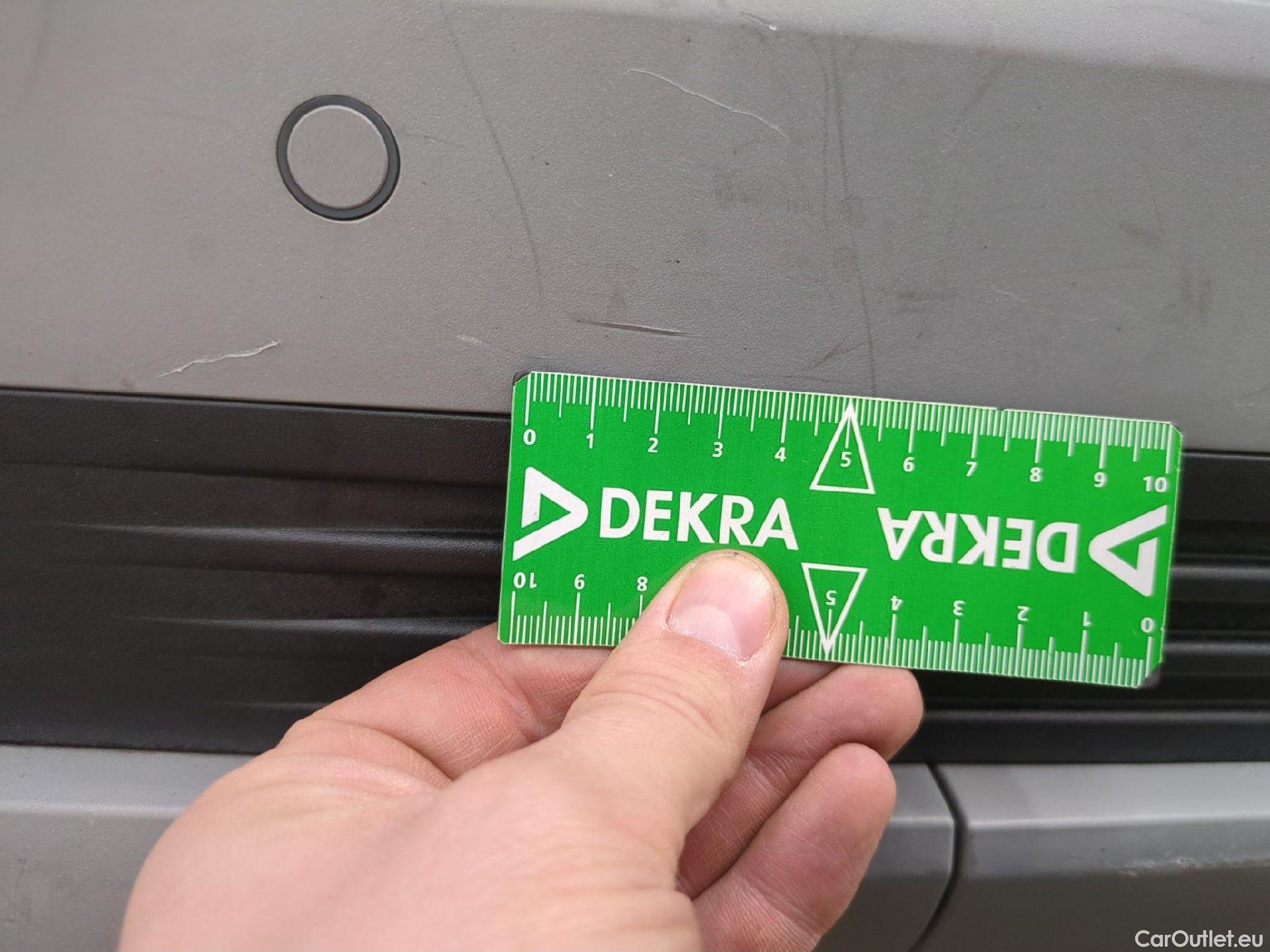  Hyundai  Konna Kona Intuitive Hybrid 2WD 1.6 GDI 140CV BVA6 E6d / Pare-brise HS #22