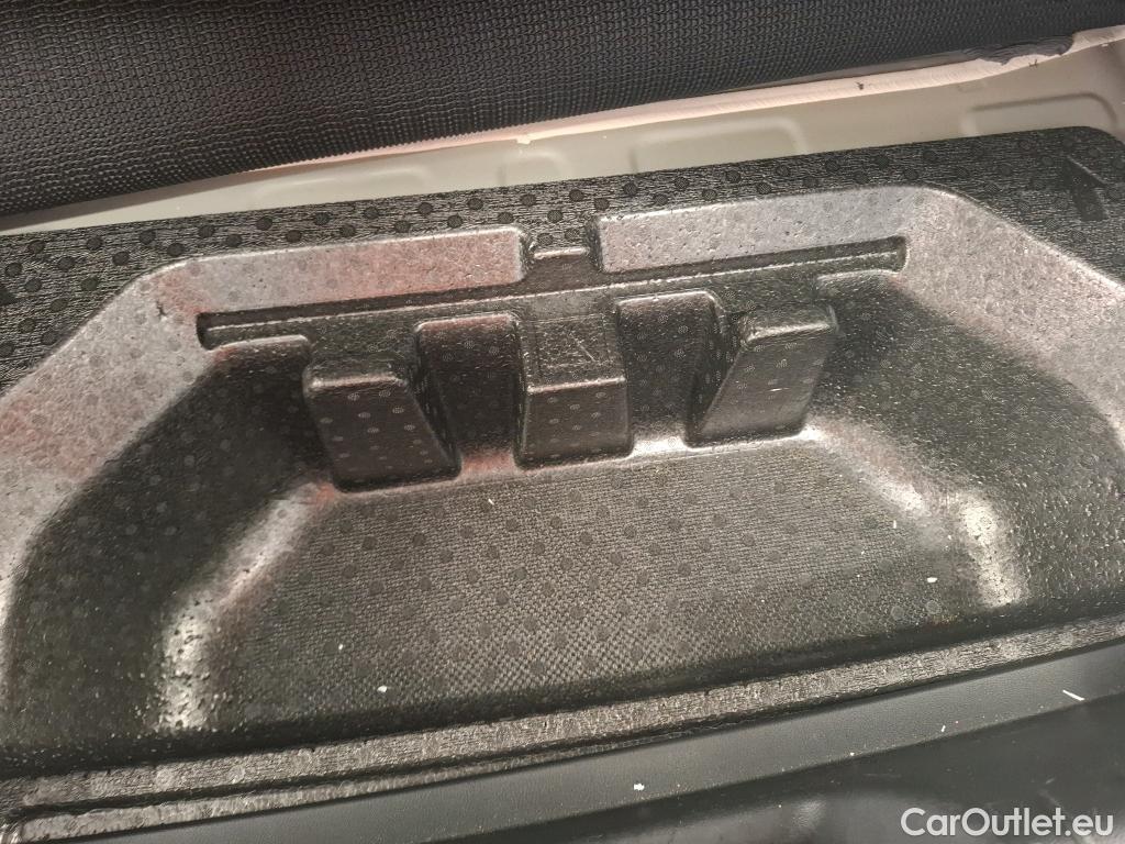  Hyundai   Ioniq Ioniq 6 Creative Electrique 77kWh BVA #12