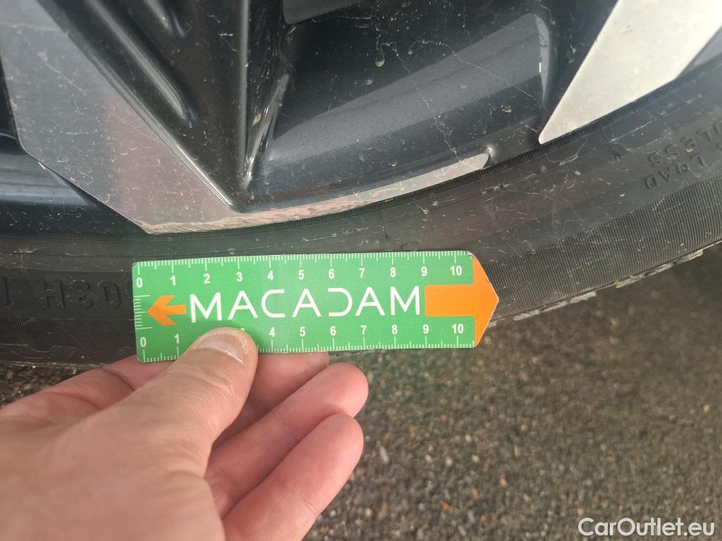  Hyundai  Tucson HYUNDAI  / 2020 / 5P / SUV 1.6 PHEV 265 HTRAC BUSINESS 4WD AUTO #25