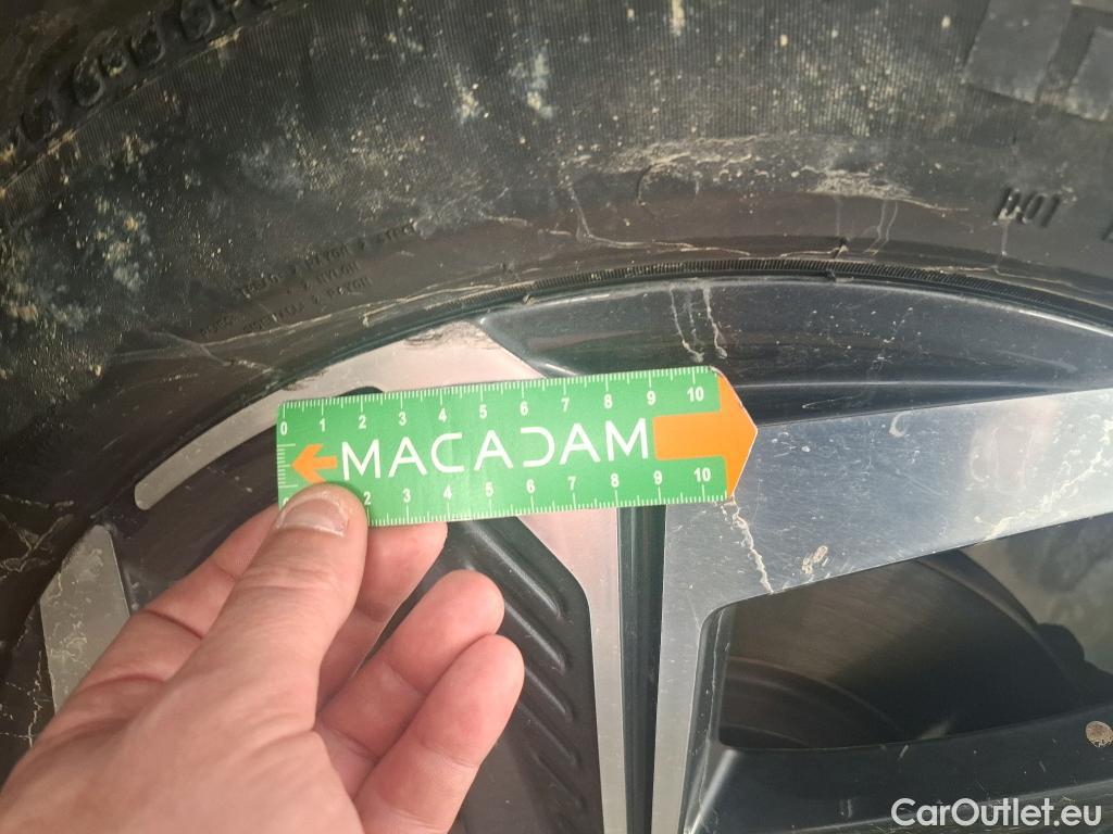  Hyundai  Tucson HYUNDAI  / 2020 / 5P / SUV 1.6 PHEV 265 HTRAC BUSINESS 4WD AUTO #30