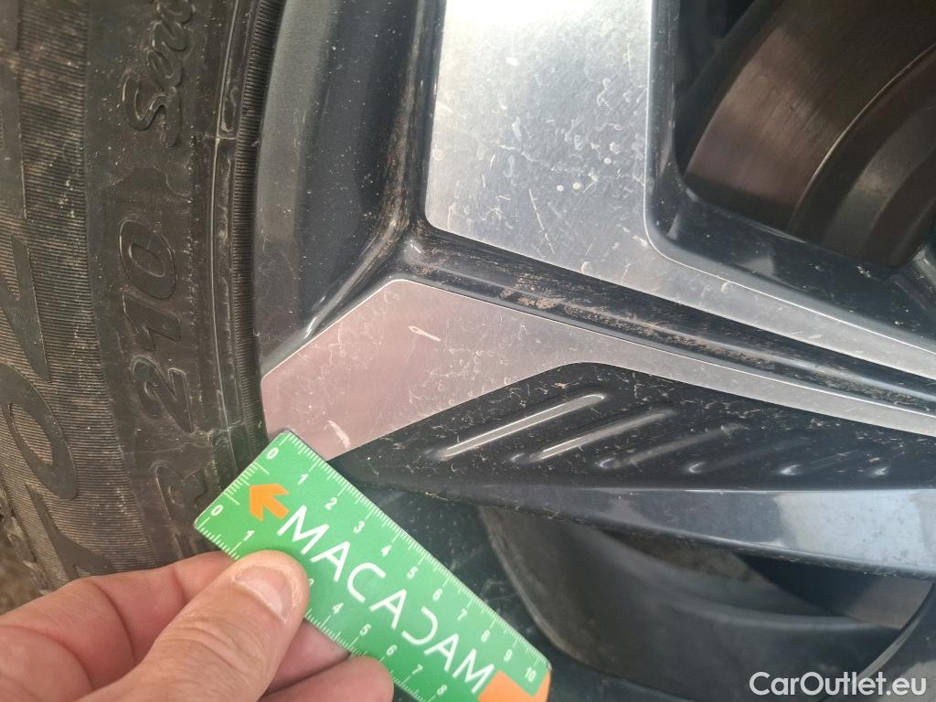  Hyundai  Tucson HYUNDAI  / 2020 / 5P / SUV 1.6 PHEV 265 HTRAC BUSINESS 4WD AUTO #13