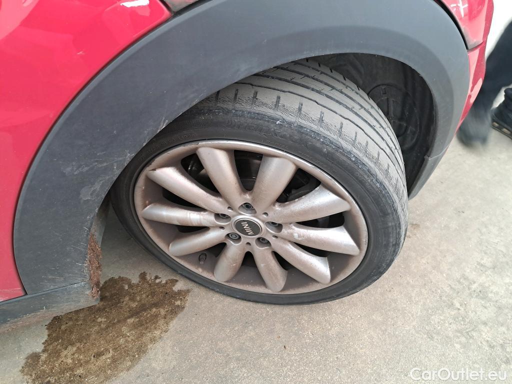  Mini  Mini   / 2014 / 5P / Berline Cooper Edition Greenwich 136 ch #24