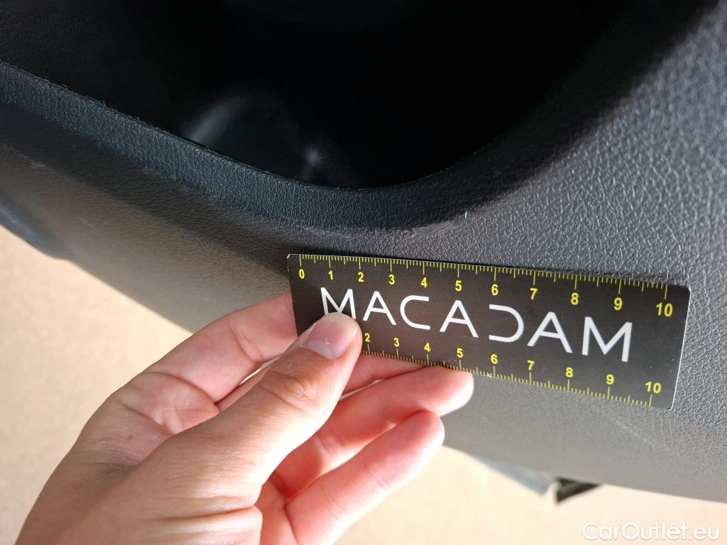  Mercedes  GLB MERCEDES-BENZ  / 2019 / 5P / SUV  200 d AMG Line #13