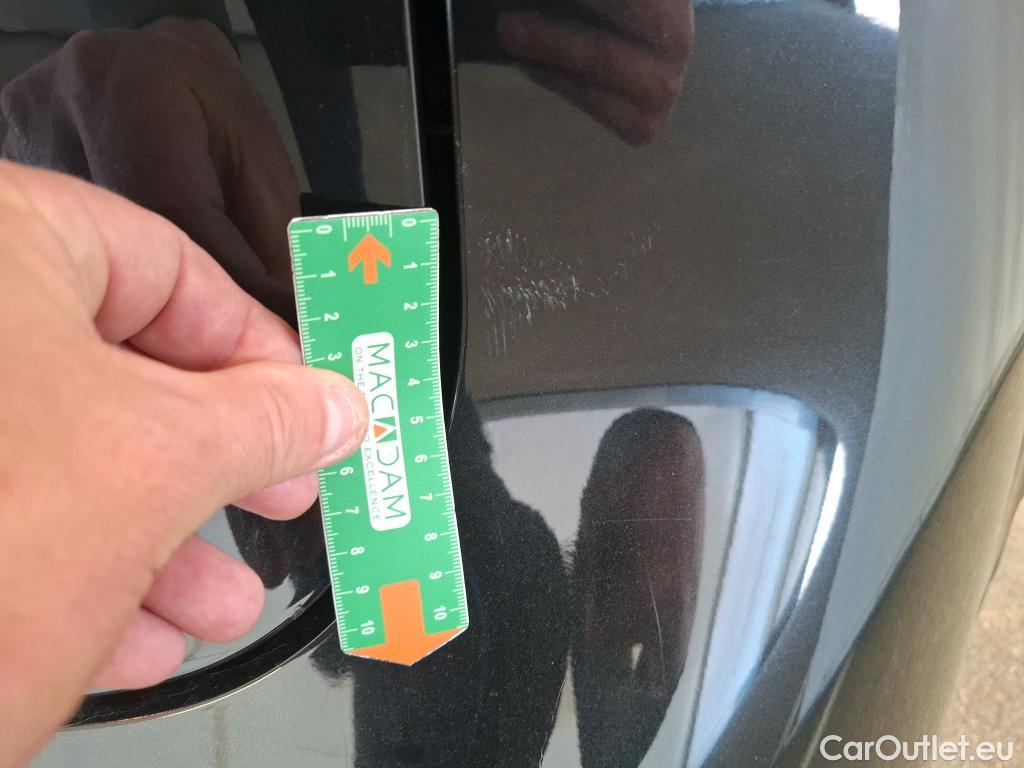  Nissan  Qashqai NISSAN  / 2021 / 5P / Crossover 1.3 MHEV 140 Visia #40