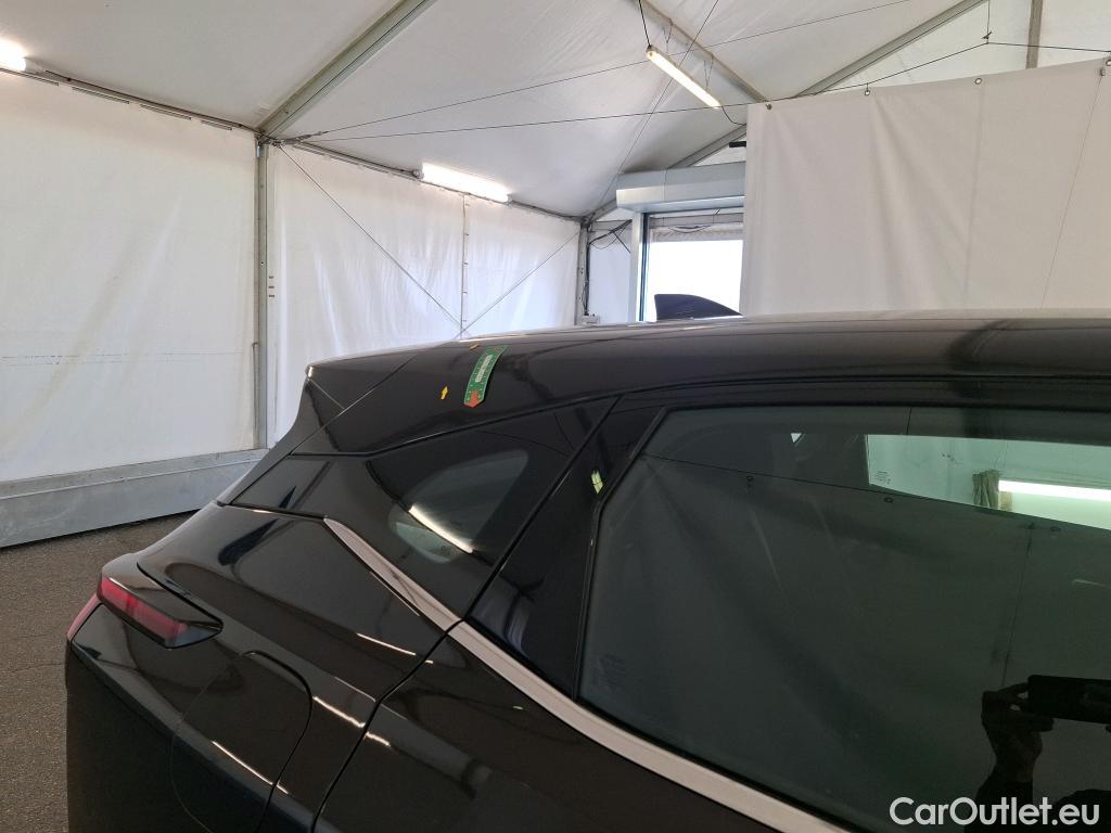  Nissan  Qashqai NISSAN  / 2021 / 5P / Crossover 1.3 MHEV 140 Visia #1