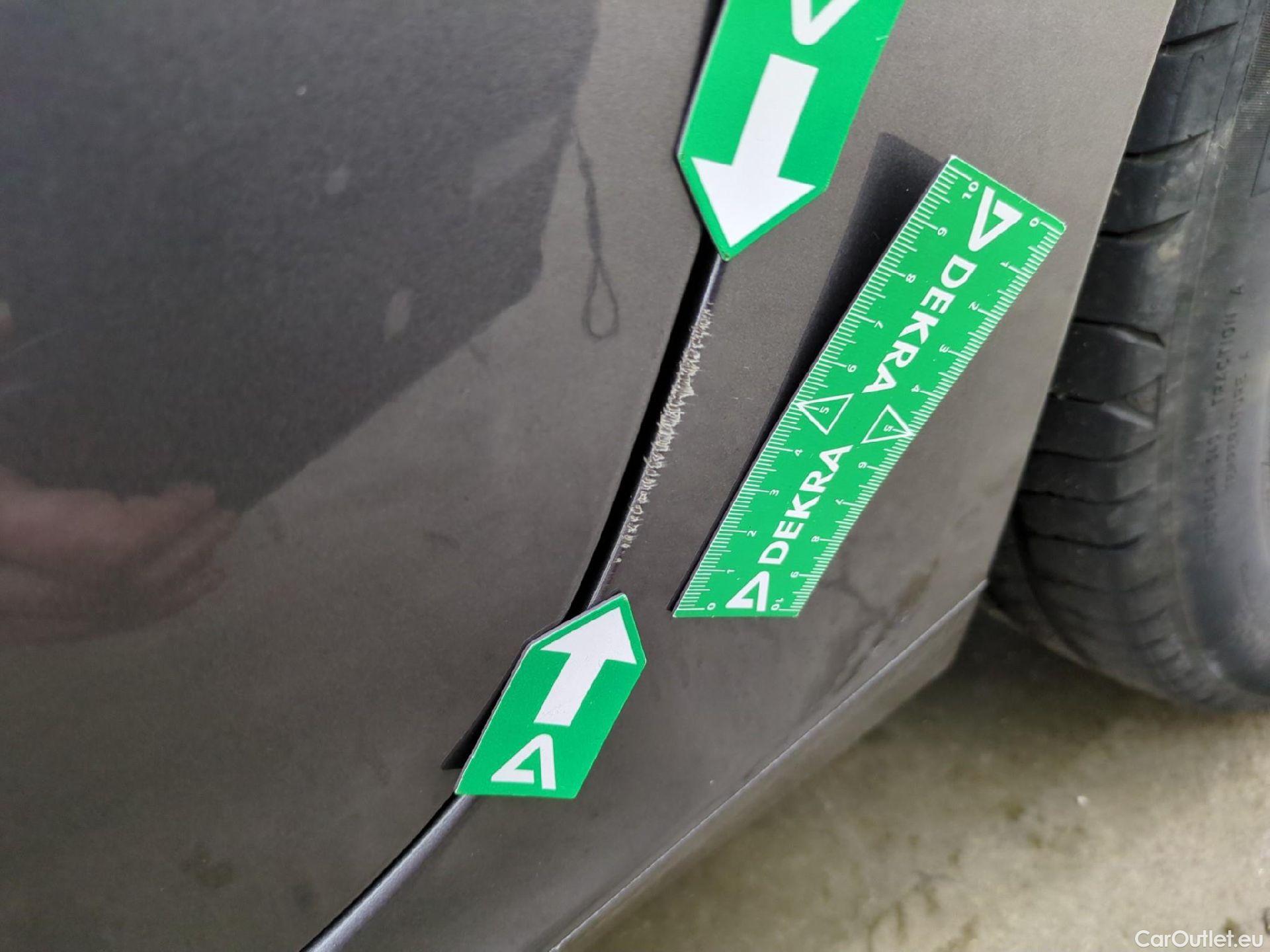  Peugeot  208  Active Pack 1.5 HDi 100CV BVM6 E6d #44