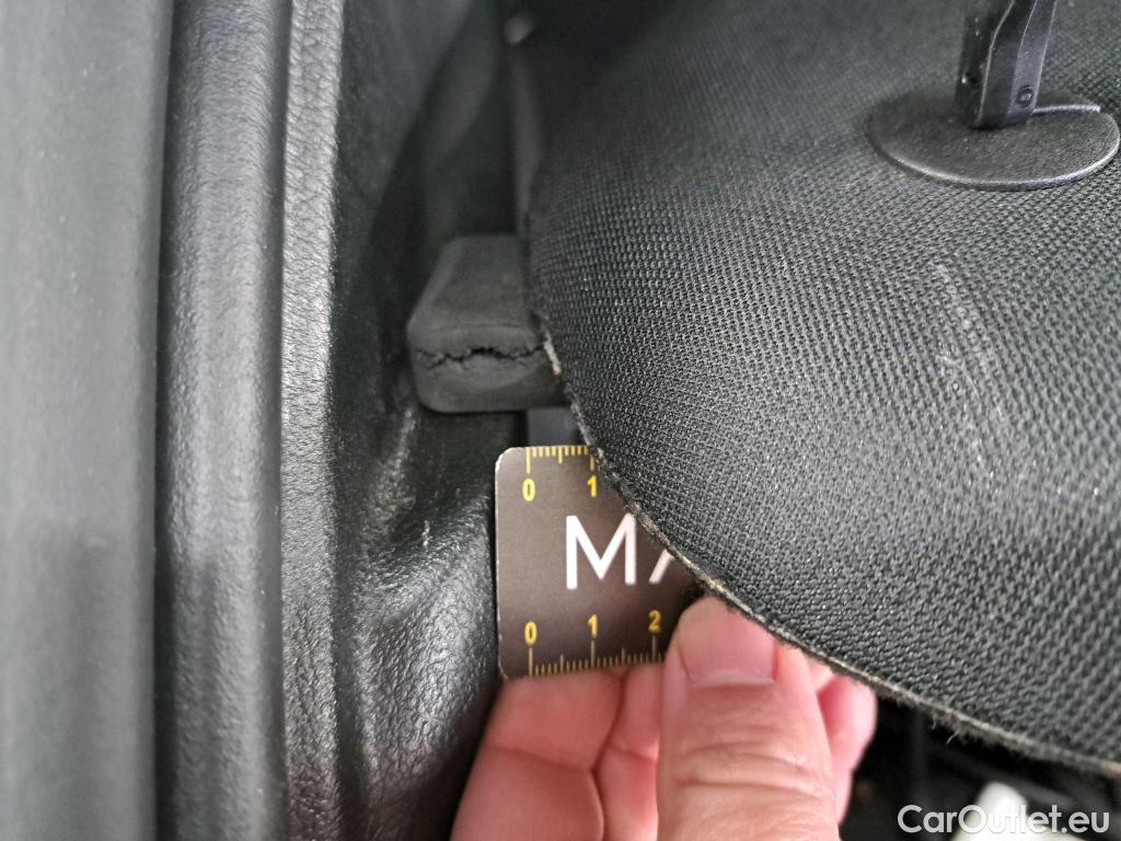  Mercedes  GLA MERCEDES-BENZ   2020  5P  SUV  250 e BUSINESS LINE DCT #28