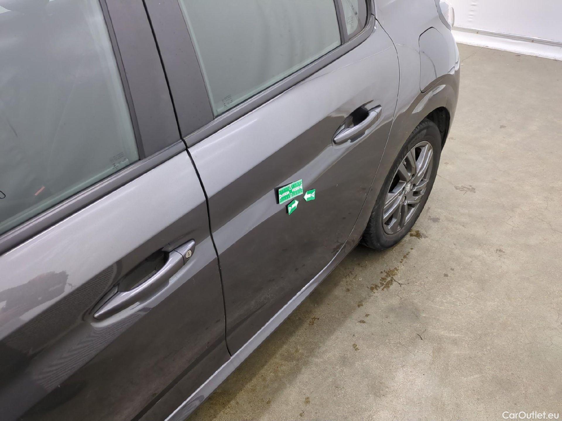  Peugeot  208  Active Pack 1.5 HDi 100CV BVM6 E6d #43