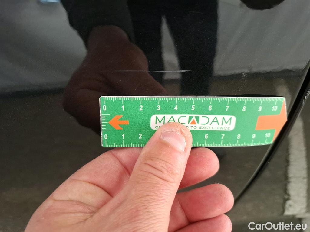  Nissan  Qashqai NISSAN  / 2021 / 5P / Crossover 1.3 MHEV 140 Visia #30