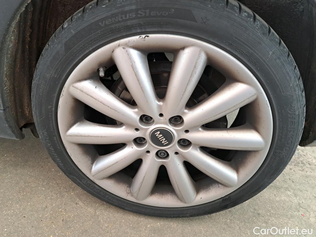  Mini  Mini   / 2014 / 5P / Berline Cooper Edition Greenwich 136 ch #31