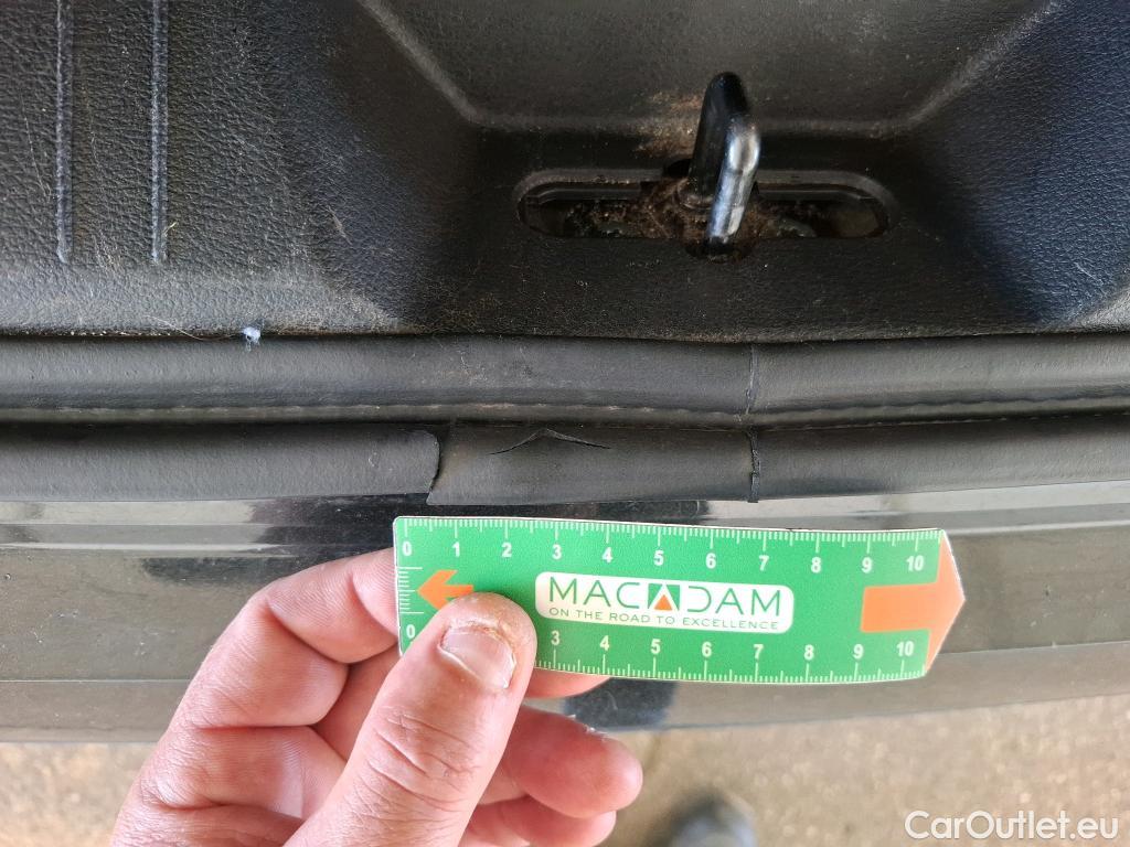  Nissan  Qashqai NISSAN  / 2021 / 5P / Crossover 1.3 MHEV 140 Visia #9