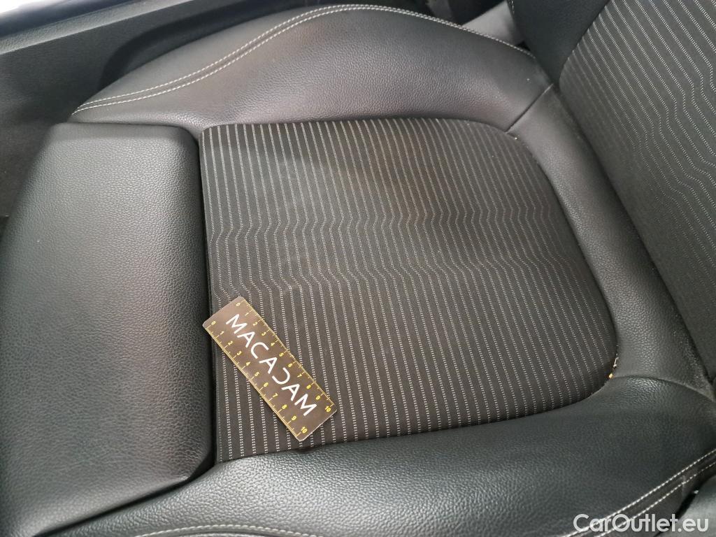  Mercedes  GLA MERCEDES-BENZ   2020  5P  SUV  250 e BUSINESS LINE DCT #24