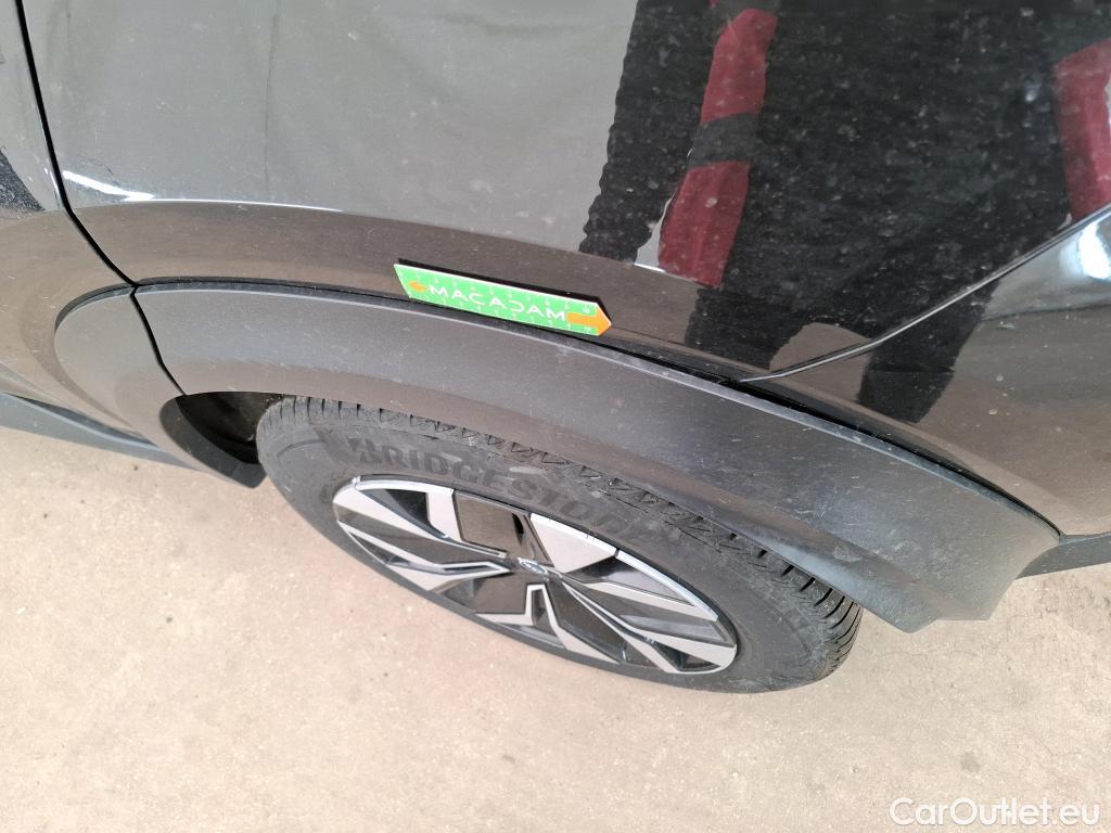  Nissan  Juke NISSAN  / 2019 / 5P / Crossover DIG-T 114 BVM6 Acenta #3