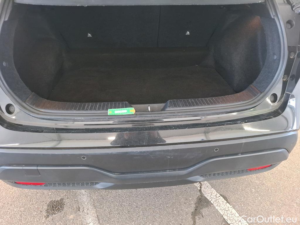  Nissan  Qashqai NISSAN  / 2021 / 5P / Crossover 1.3 MHEV 140 Visia #8