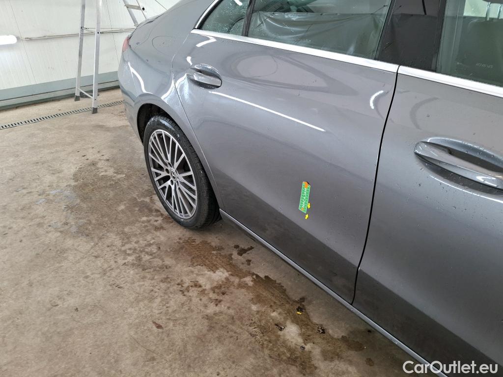  Mercedes  CLA-Klasse MERCEDES-BENZ CLA Coupe  2019  4P  Coupé CLA 180 d Business Line BA8 #34