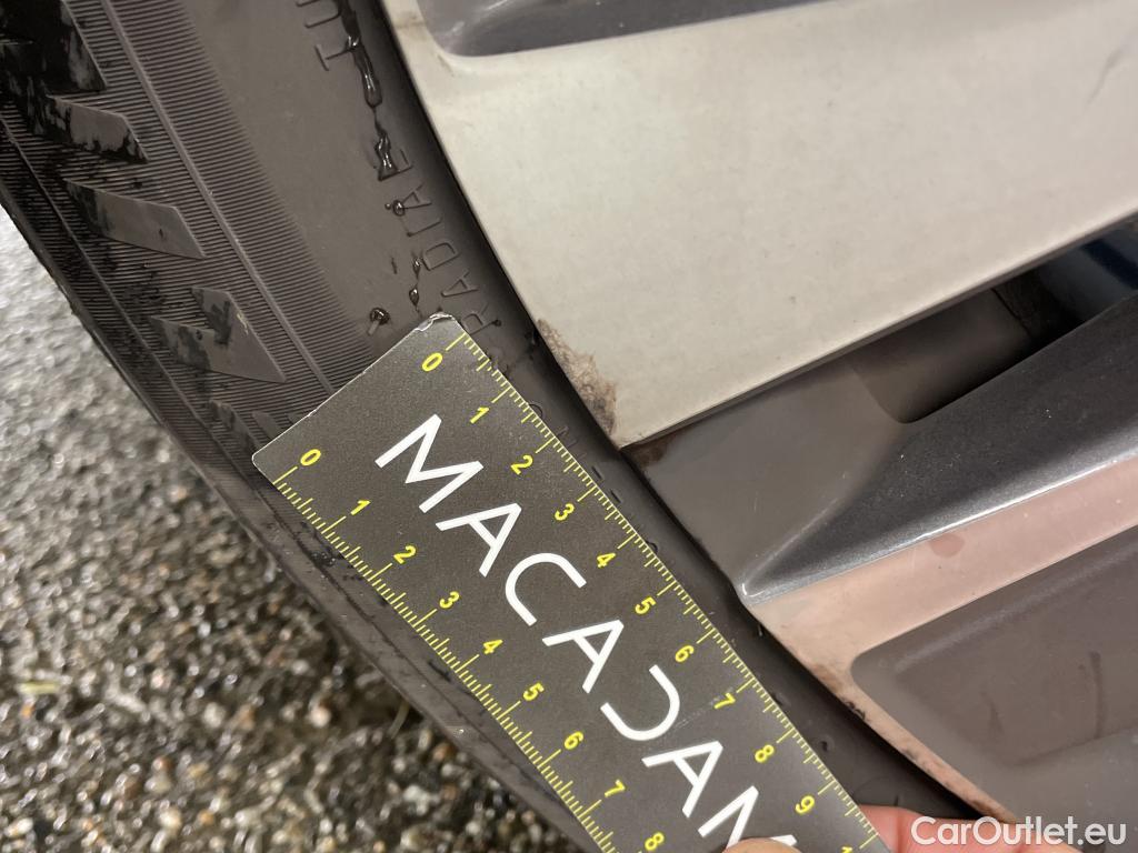  Peugeot  2008  Allure Business 1.2 PureTech 130CV BVM6 E6dT #12