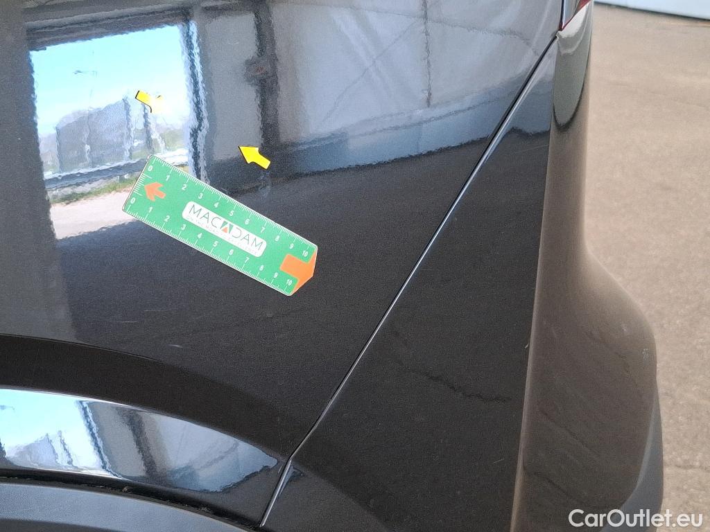  Nissan  Qashqai NISSAN  / 2021 / 5P / Crossover 1.3 MHEV 140 Visia #7