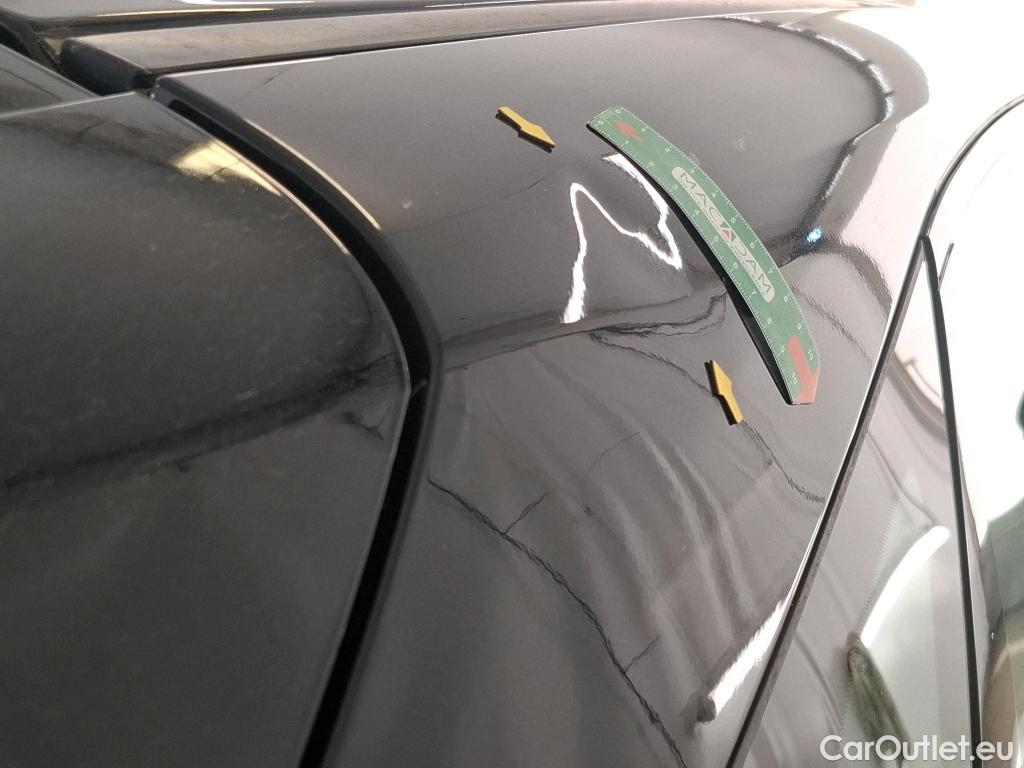  Nissan  Qashqai NISSAN  / 2021 / 5P / Crossover 1.3 MHEV 140 Visia #3