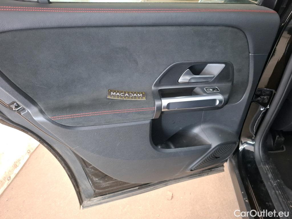  Mercedes  GLB MERCEDES-BENZ  / 2019 / 5P / SUV  200 d AMG Line #10