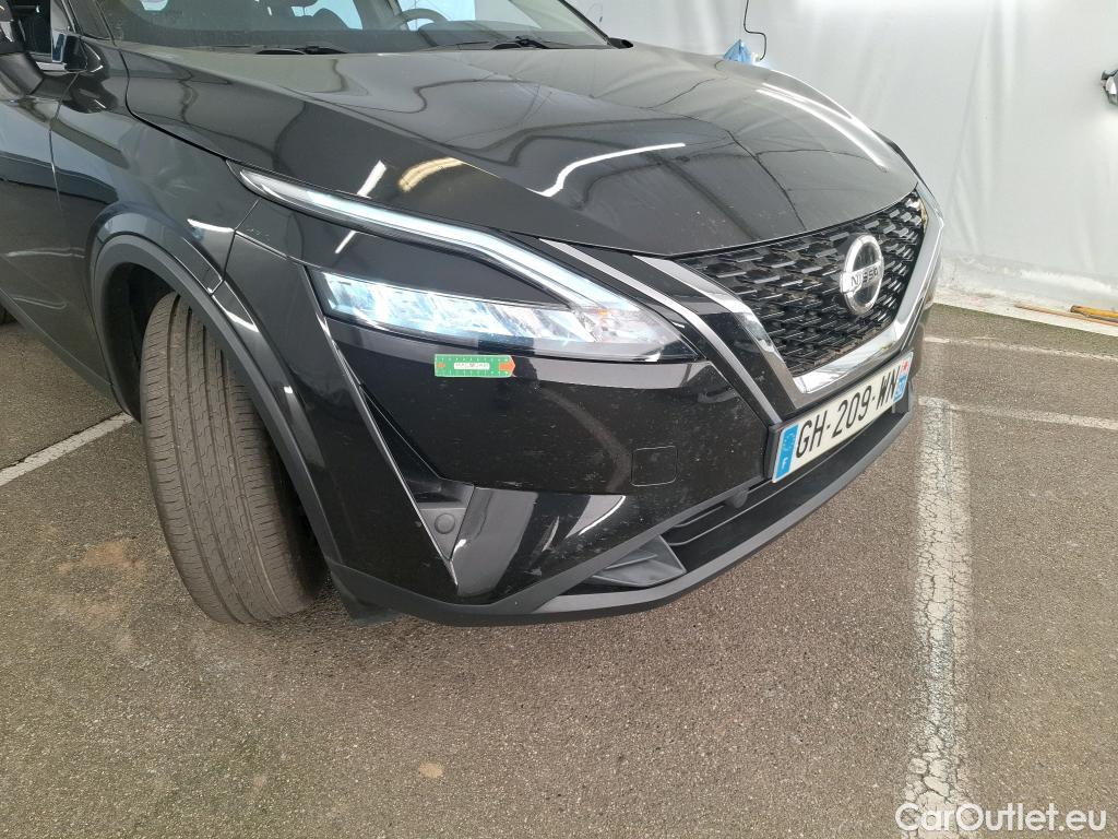  Nissan  Qashqai NISSAN  / 2021 / 5P / Crossover 1.3 MHEV 140 Visia #18