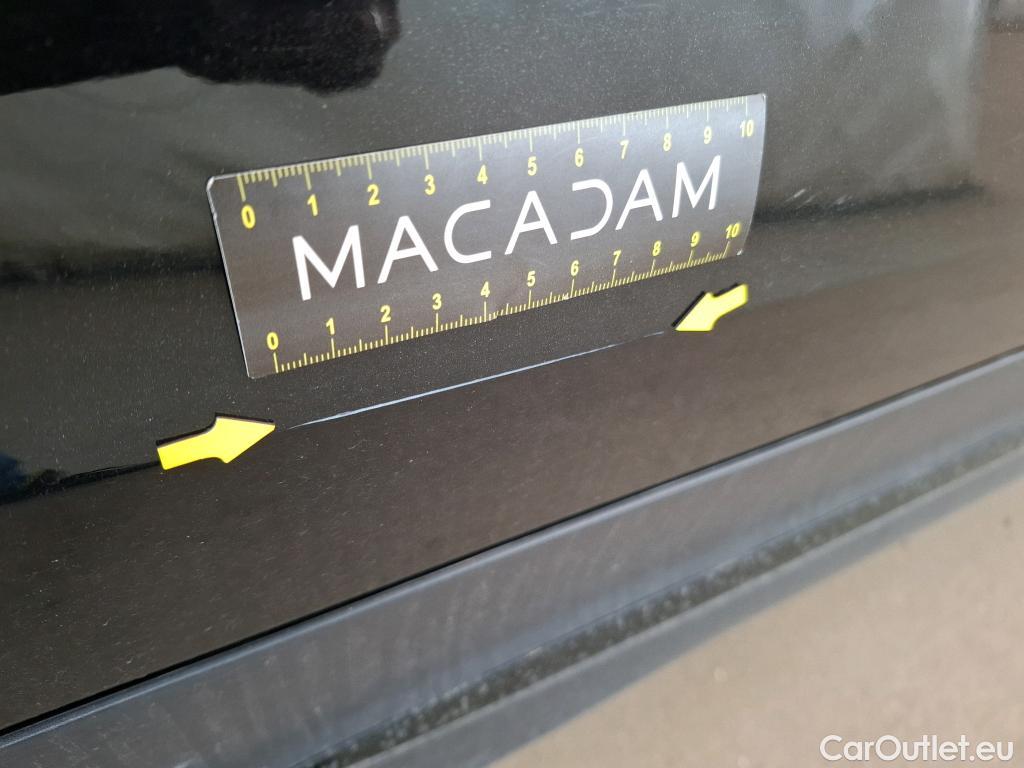  Mercedes  GLB MERCEDES-BENZ  / 2019 / 5P / SUV  200 d AMG Line #33