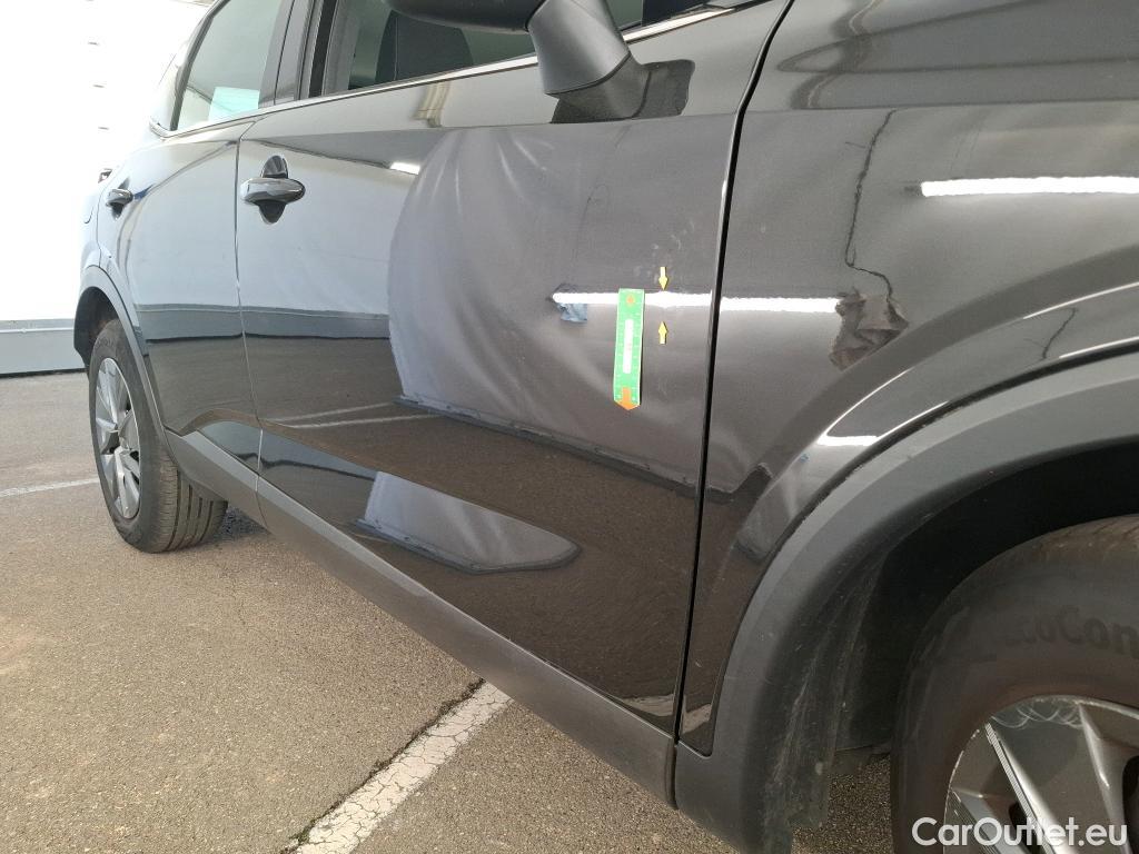  Nissan  Qashqai NISSAN  / 2021 / 5P / Crossover 1.3 MHEV 140 Visia #34