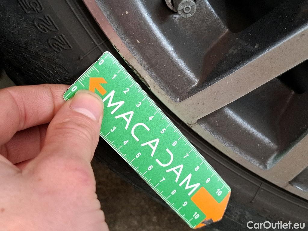  Mercedes  CLA-Klasse MERCEDES-BENZ CLA Coupe  2019  4P  Coupé CLA 180 d Business Line BA8 #13