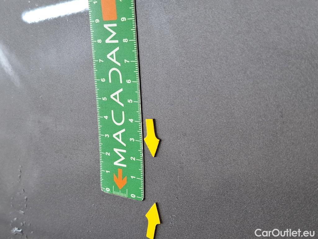  Mercedes  CLA-Klasse MERCEDES-BENZ CLA Coupe  2019  4P  Coupé CLA 180 d Business Line BA8 #36