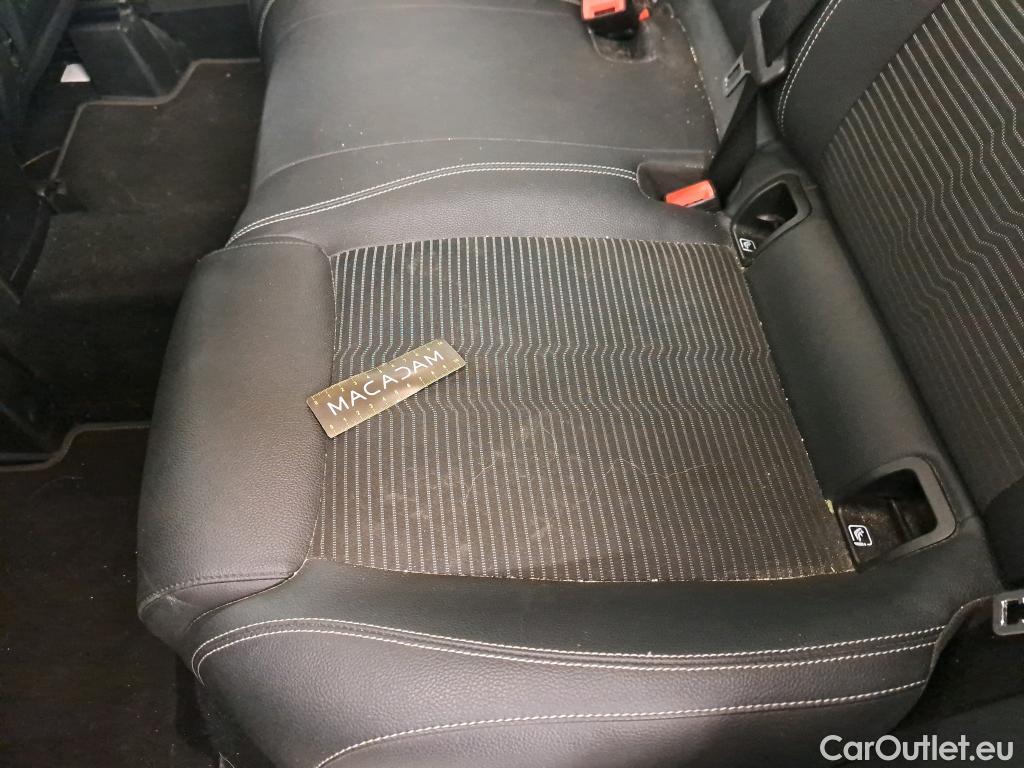  Mercedes  GLA MERCEDES-BENZ   2020  5P  SUV  250 e BUSINESS LINE DCT #25