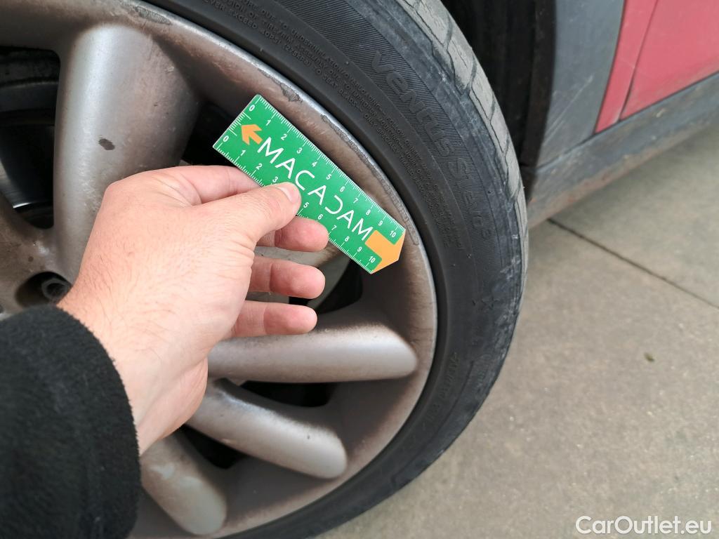  Mini  Mini   / 2014 / 5P / Berline Cooper Edition Greenwich 136 ch #40