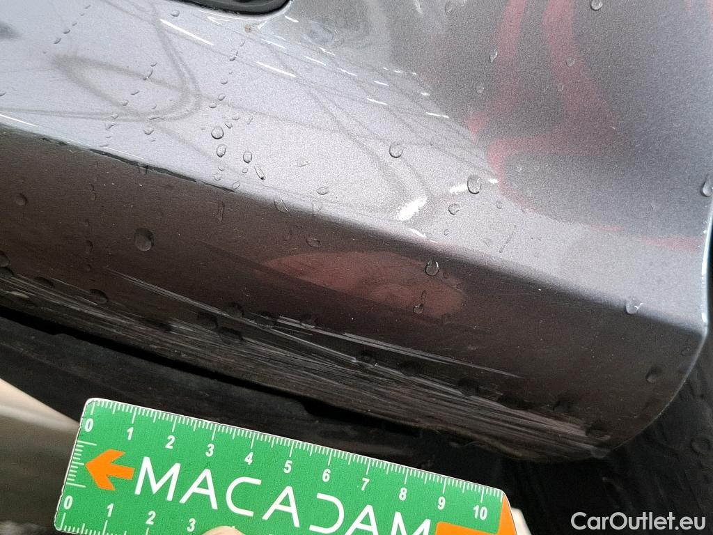  Mercedes  CLA-Klasse MERCEDES-BENZ CLA Coupe  2019  4P  Coupé CLA 180 d Business Line BA8 #2