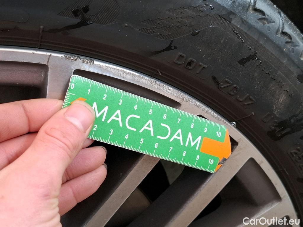  Mercedes  CLA-Klasse MERCEDES-BENZ CLA Coupe  2019  4P  Coupé CLA 180 d Business Line BA8 #14