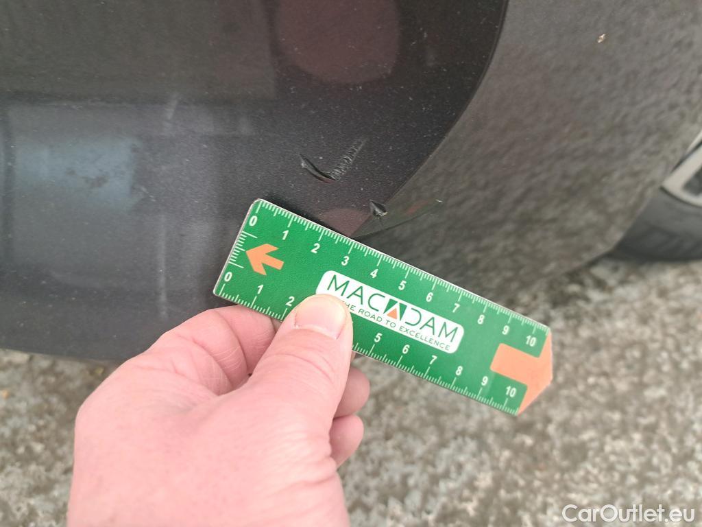  Peugeot  208  Allure Business 1.5 HDi 100CV BVM6 E6d #9