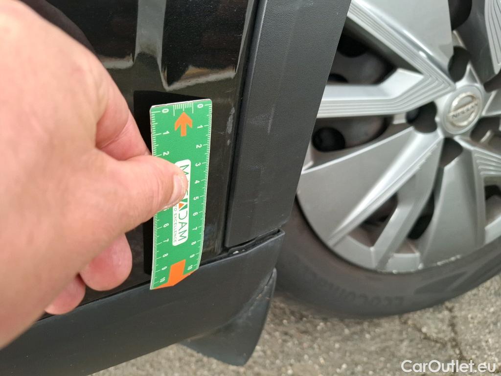  Nissan  Qashqai NISSAN  / 2021 / 5P / Crossover 1.3 MHEV 140 Visia #21