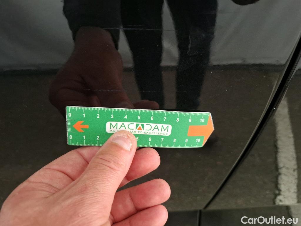  Nissan  Qashqai NISSAN  / 2021 / 5P / Crossover 1.3 MHEV 140 Visia #31