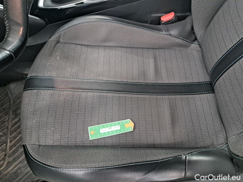  Peugeot  208  Allure Business 1.5 HDi 100CV BVM6 E6d #25