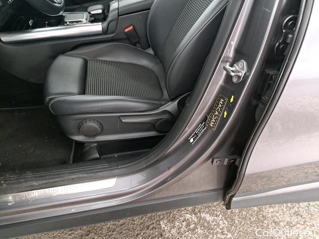  Mercedes  GLA MERCEDES-BENZ   2020  5P  SUV  250 e BUSINESS LINE DCT #18