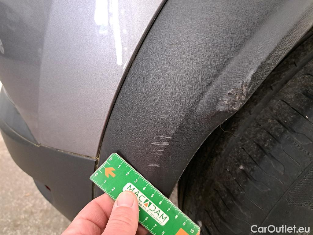  Renault  Captur  II Business 1.5 dCi 115CV BVA7 E6dT #23